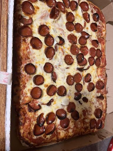 Raymondo's Pizzeria
